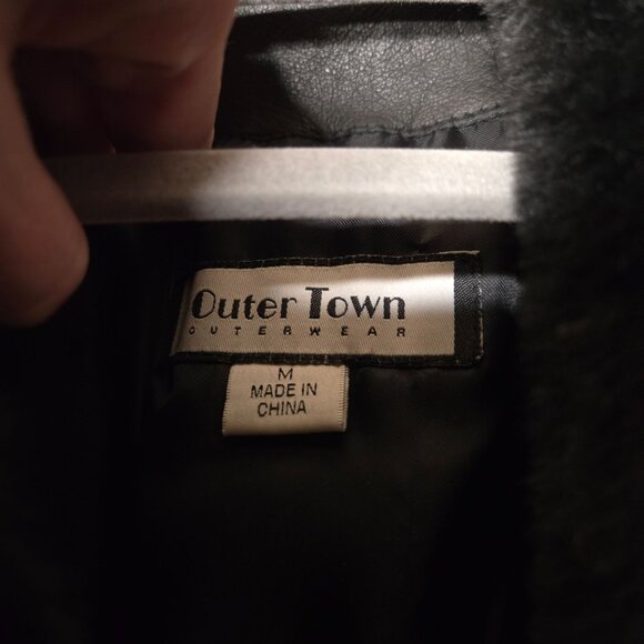 Vintage Women's M Black Leather Faux Fur Long Coat Trench Overcoat Classic Style - Picture 4 of 13